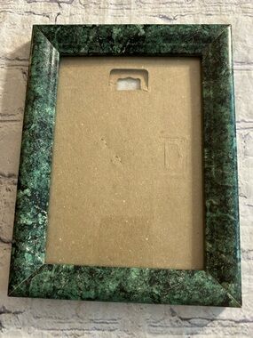INTERCRAFT VTG DARK GREEN FAUX MARBLE PICTURE FRAME